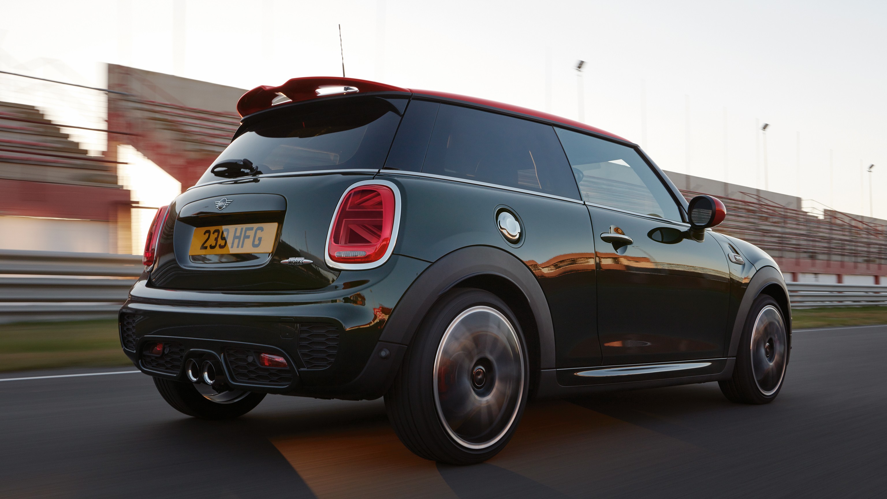 JOHN COOPER WORKS – rear view